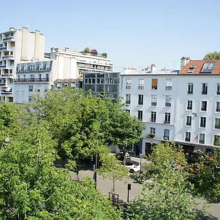 Edgar Quinet 2* Paris