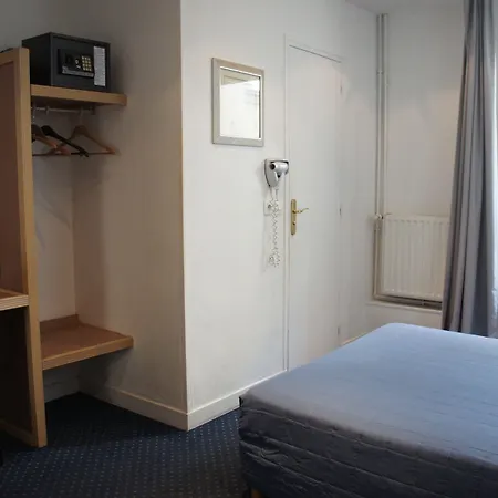 Edgar Quinet Hotel 2*