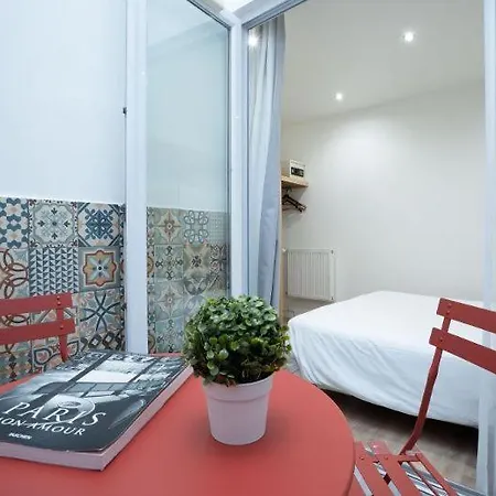 Hotel Edgar Quinet Paris