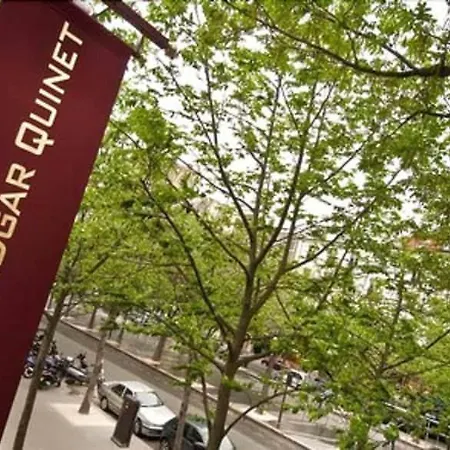 Hotel Edgar Quinet Paris