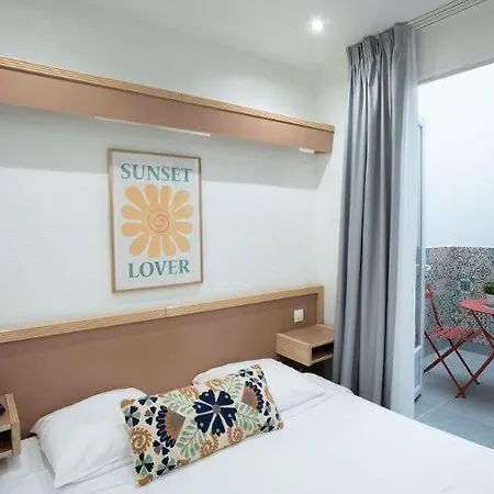 Hotel Edgar Quinet Parijs