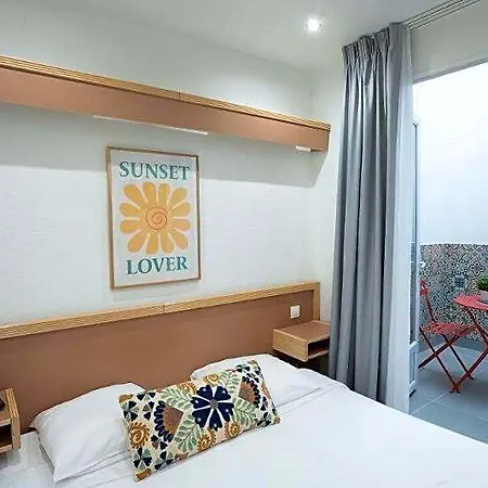 Edgar Quinet 2*
