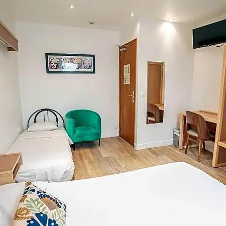 Edgar Quinet Hotel 2*