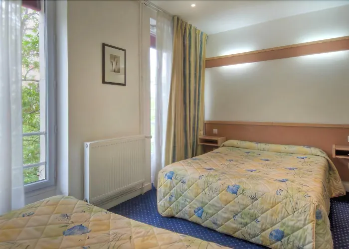 Hotel Edgar Quinet Paris