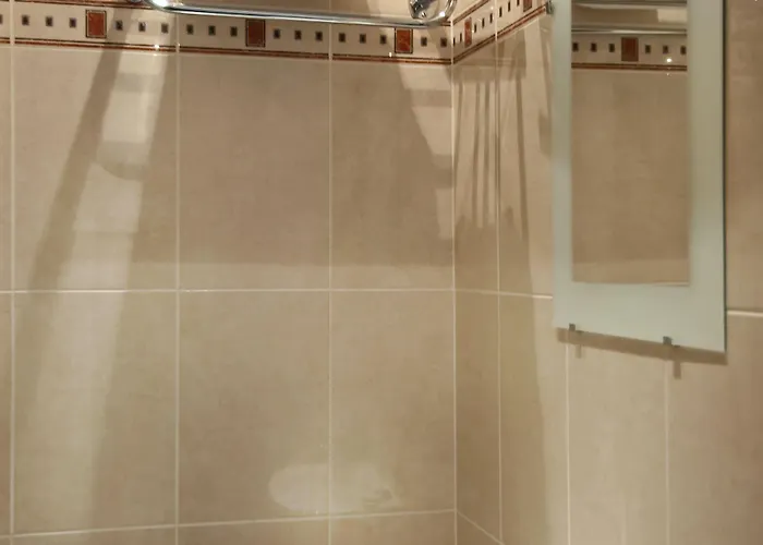 Edgar Quinet Hotel 2*